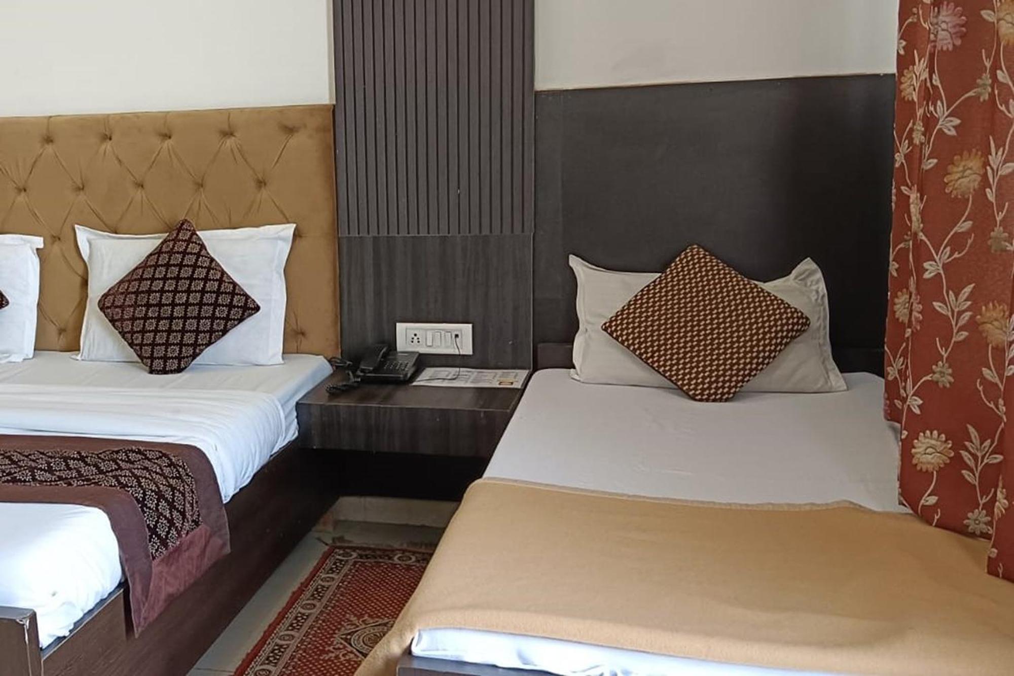 Hotel Shree Kanta Gurgaon Exterior photo