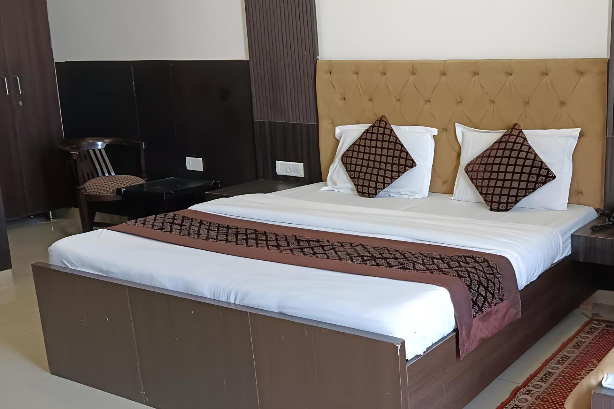 Hotel Shree Kanta Gurgaon Exterior photo